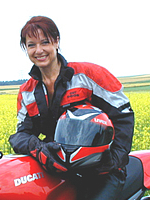 Landrätin Dr. Gabriele Pauli mit ihrer Ducati