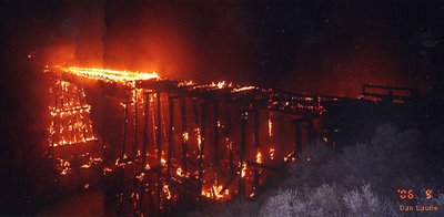 Farwell Canyon bridge fire