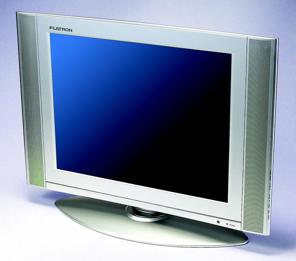 Телевизор lg flatron. LG 15 дюймов ТВ. LG Flatron телевизор 2005. LG Flatron TV 70см. LCD TV 2005 LG.