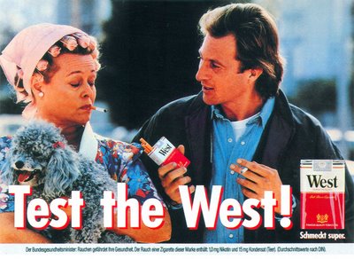 Test the West! Anzeige und Plakat Hausfrau Lockenwickler
