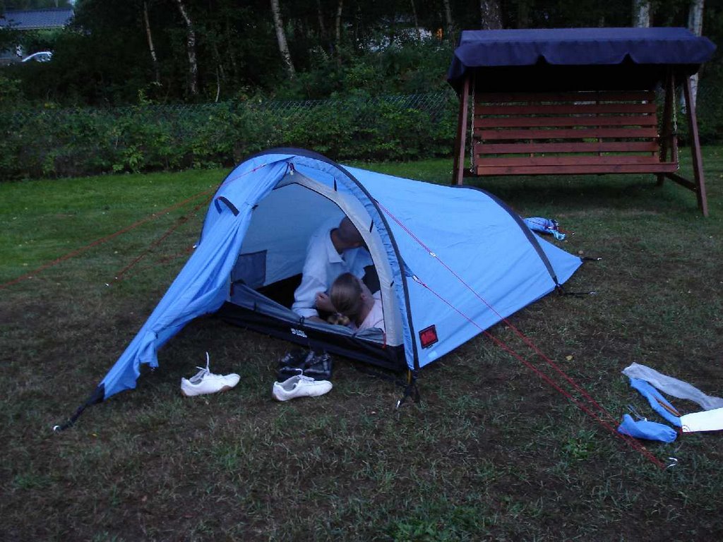 Tara & Joakim's blog: Our new tent