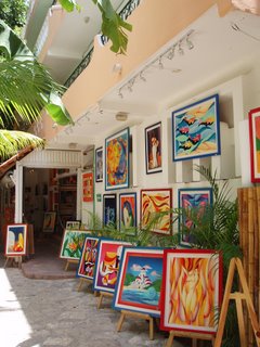 5º Avenida en Playa del Carmen. Pintura New Maya 
