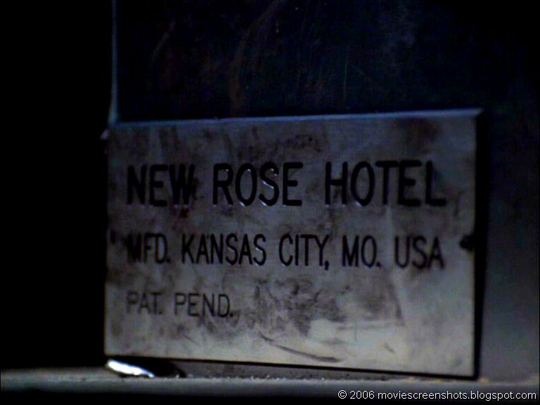Vagebond S Movie Screenshots New Rose Hotel 1998