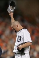 Jeremy Bonderman tips his hat after dominating the Yankees into the 9th in the 2006 ALDS - photo by Elsa for Getty Images