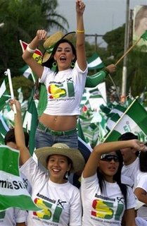 Protestors in Bolivia protesting against Venezuela's minime, Evo Morales