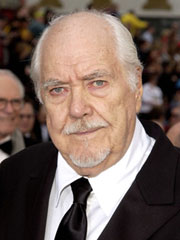 Robert Altman looks almost pissed off that I'm doing such a crappy job with this entry... or is he actually smiling?