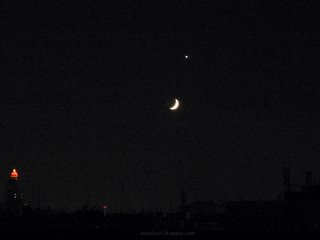 Venus y la Luna al atardecer