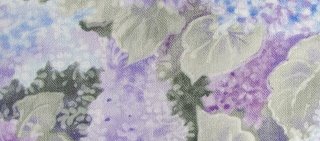 Pale Hydrangea, Boston commons quilt, fabric selection, photo by Robin Atkins, bead artist