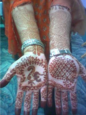 bridal henna tattoo for the palms