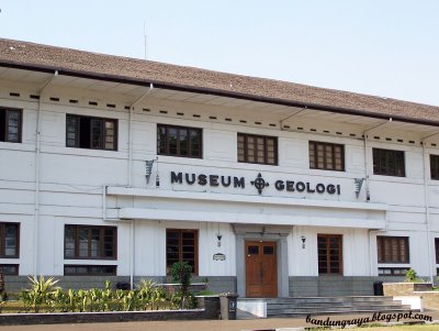 Geology Museum (Museum Geologi)Bandung