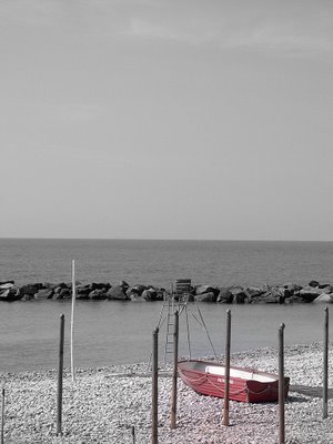 Red Boat, Sea
