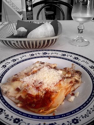 Lasagna Lunch, Cafe Monesgasca