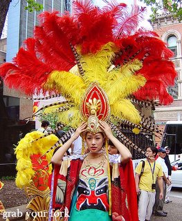 Chinese New Year parade Sydney 2006 feather headdress