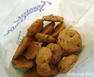 famous amos cookie bag