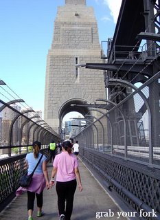 Bridge pylon