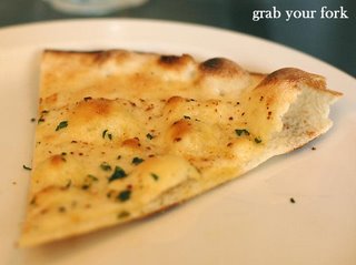 garlic pizza