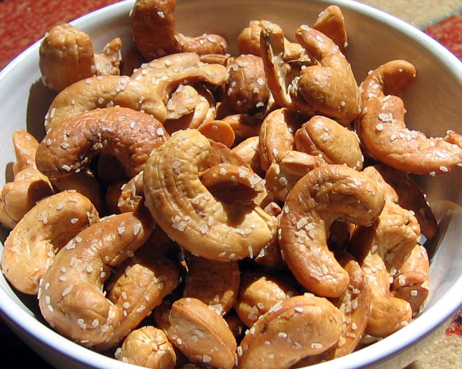 Fanatic Cook Dry Roasted Salted Cashews