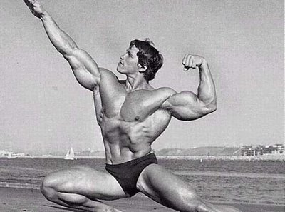Arnold Schwarzenegger show off
