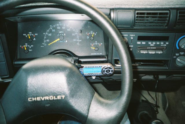 1994 Chevy S10 Extended Cab Sirius Backstage Forum Recently After About One Month Boooo The Self Adhesive Velcro That Holds Bracket On Has Started To Pull Free Causing Tuner Angle Down A Bit