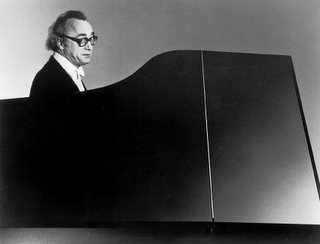 Alfred Brendel - ''Who's coughing?''