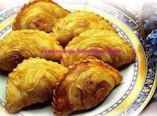 Nonya Kueh and Cake Recipes - Fried Curry Puffs