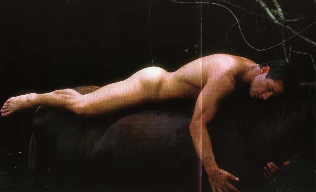 switchpower: Fotos de Fernando Carrillo desnudo.