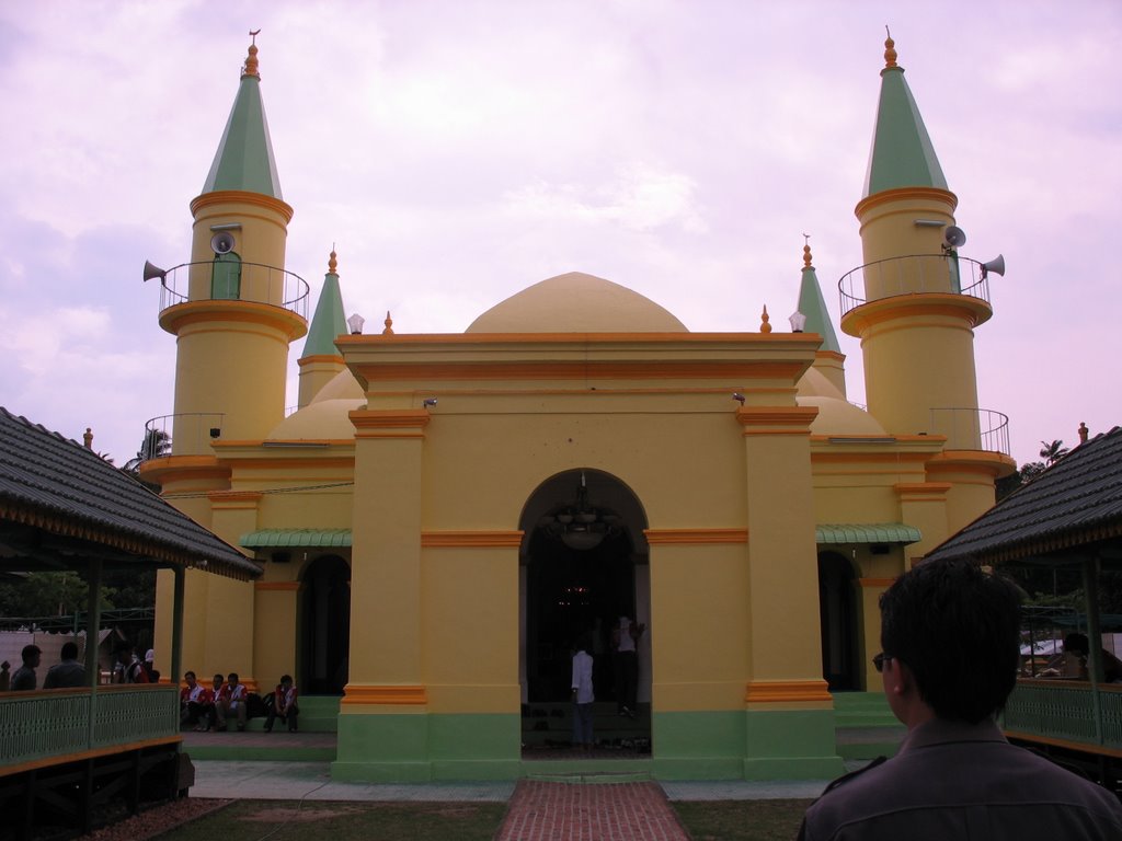 Zzztit Masjid Sultan Tanda Cinta Riau Lingga