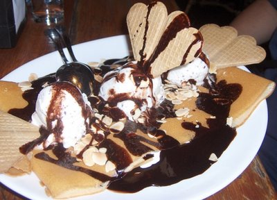 Ice cream with chocolate crepe