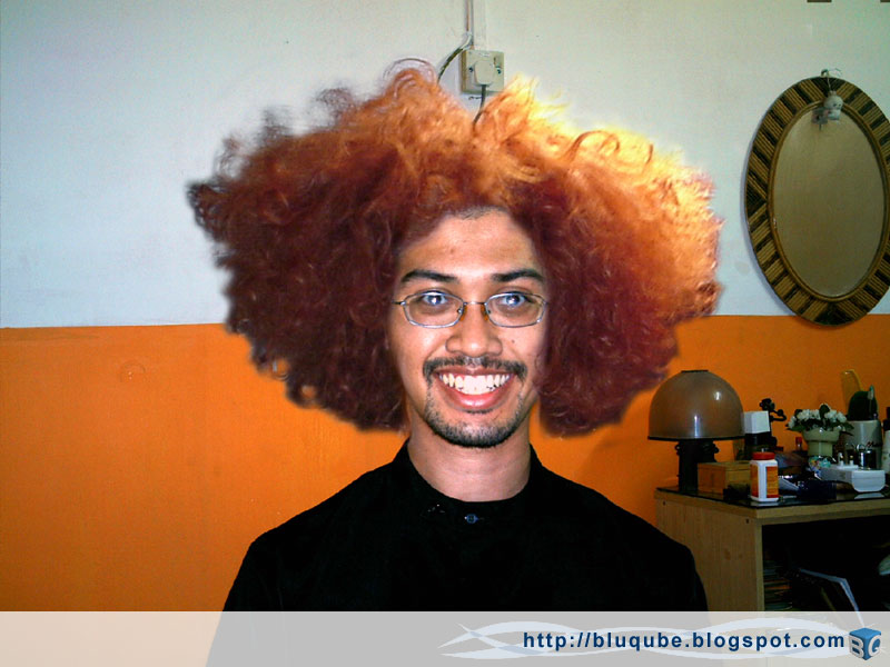 Hair Cut Think Outside The Qube Or Maybe It S The Carrot Top Himself Whom I M Influenced By Still This Hairstyle Would Only Worsen My Scalp So No Can Do