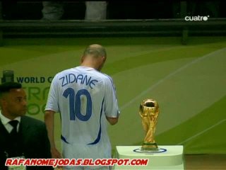 Zidane se despide del futbol con esta imagen amarga