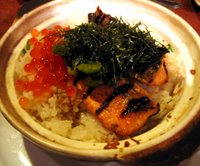 gochi salmon clay pot