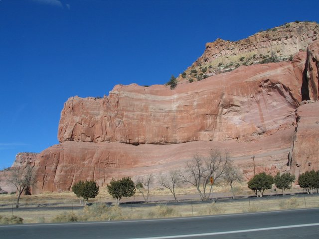 Diary of an average triathlete: really cool painted desert bluff in AZ