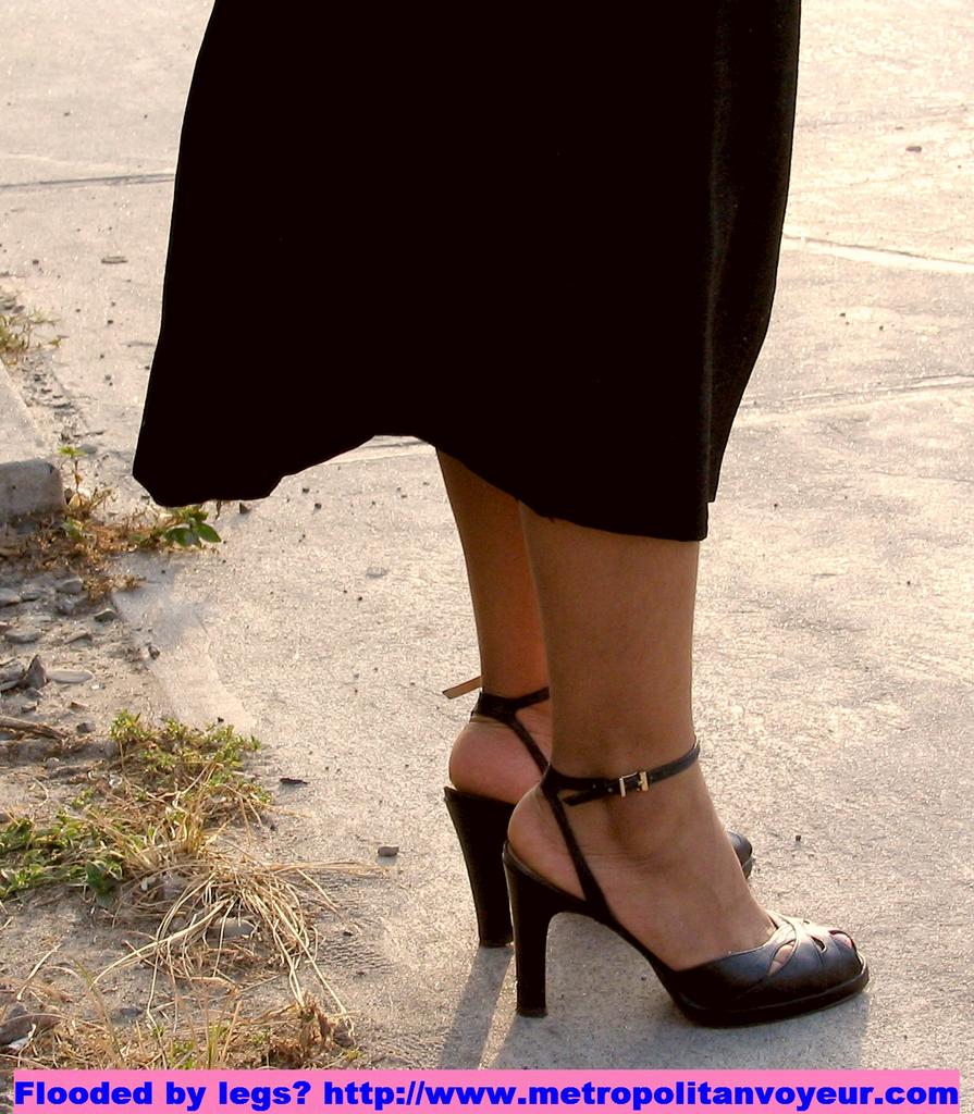 Women High Heel Shoes Street Candids: Lottery Buyer and Black Ankle ...