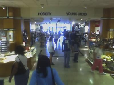 Macys Upper Level Oak Court Mall Entrance Pictures