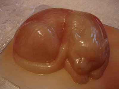 Cat-shaped soap mold