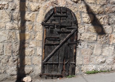 Old wooden door on Rav Kook Street