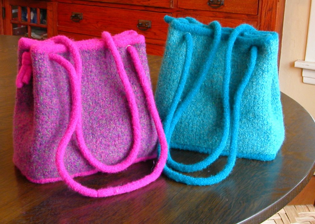 Felted Handbag Workshop: Free Pattern -- The Coco Bag