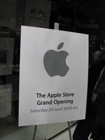 Apple Store Grand Opening