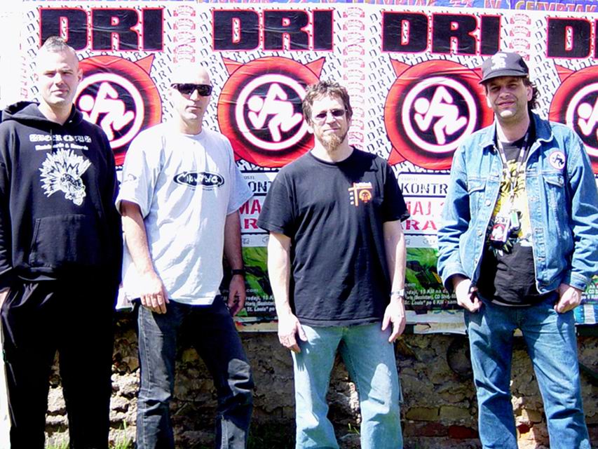 Песни группы д. Dri группа. D.R.I.. Группа d.r.i логотип. D.I.D. группа.