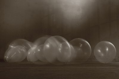 photo ballons, baudruches, copyright dominique houcmant, goldo graphisme
