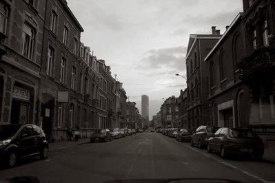photo de rue, rue jean d'Outremeuse à Liège, photo dominique houcmant, goldo graphisme