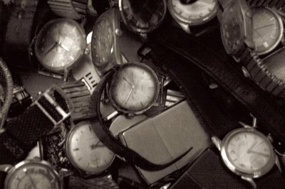 photo de montres anciennes de toutes marques, photo dominique houcmant, goldo graphisme