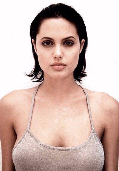 Angelina Jolie Profile Photo
