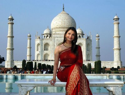 Aishwarya Rai at Taj Mahal