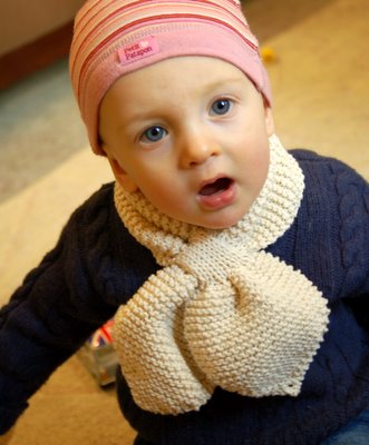 disdressed: Baby scarf