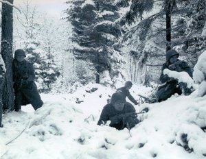 American soldiers photographed in the Ardennes during the Battle of the Bulge.www.answers.com/topic/battle-of-the-bulge