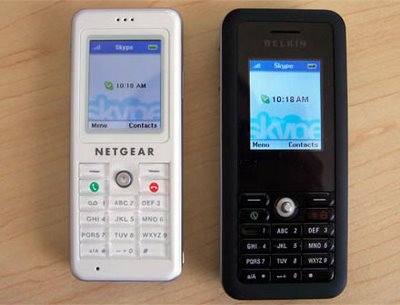 Netgear SPH101 en Belkin Skype Wifi telefoons