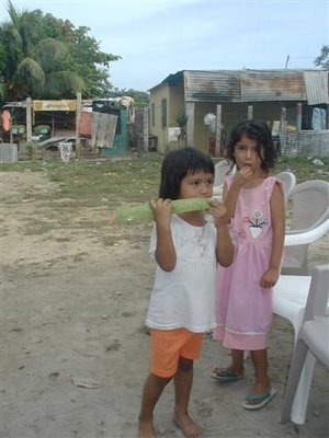 children in El Salvador
