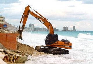 Beach repairs in Cancun - MayanHoliday.com