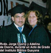 Jorge Osorio y esposa